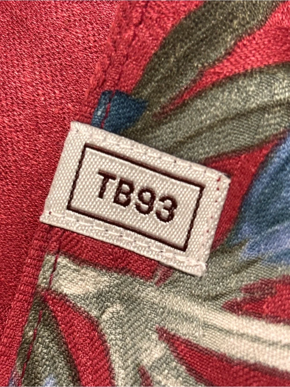 Tommy Bahama Men's L Red Hawaiian Aloha Shirt TB93 25 Years Paradise Floral silk